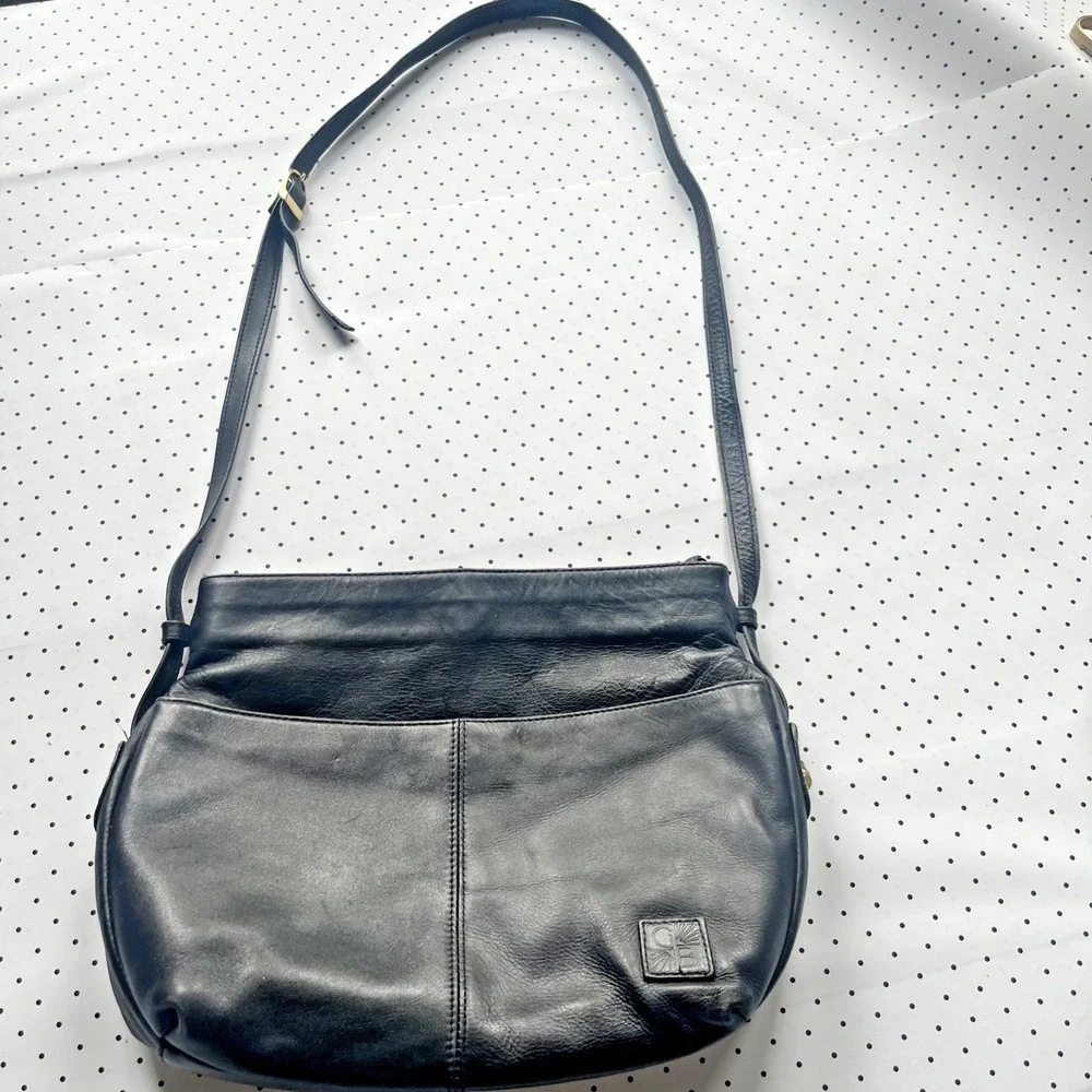 90s Minimalist Black Leather Shoulder Bag Quiet Luxury Slouchy Hobo